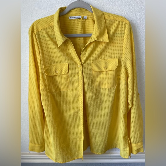 Women front open button down shirt with pockets size large - Picture 2 of 10